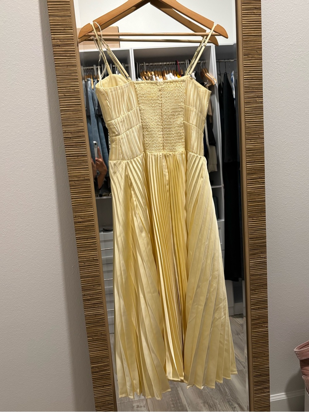 ASTR The Label Shionagh Satin Bow-Detail Pleated Midi Dress - Picture 6 of 6